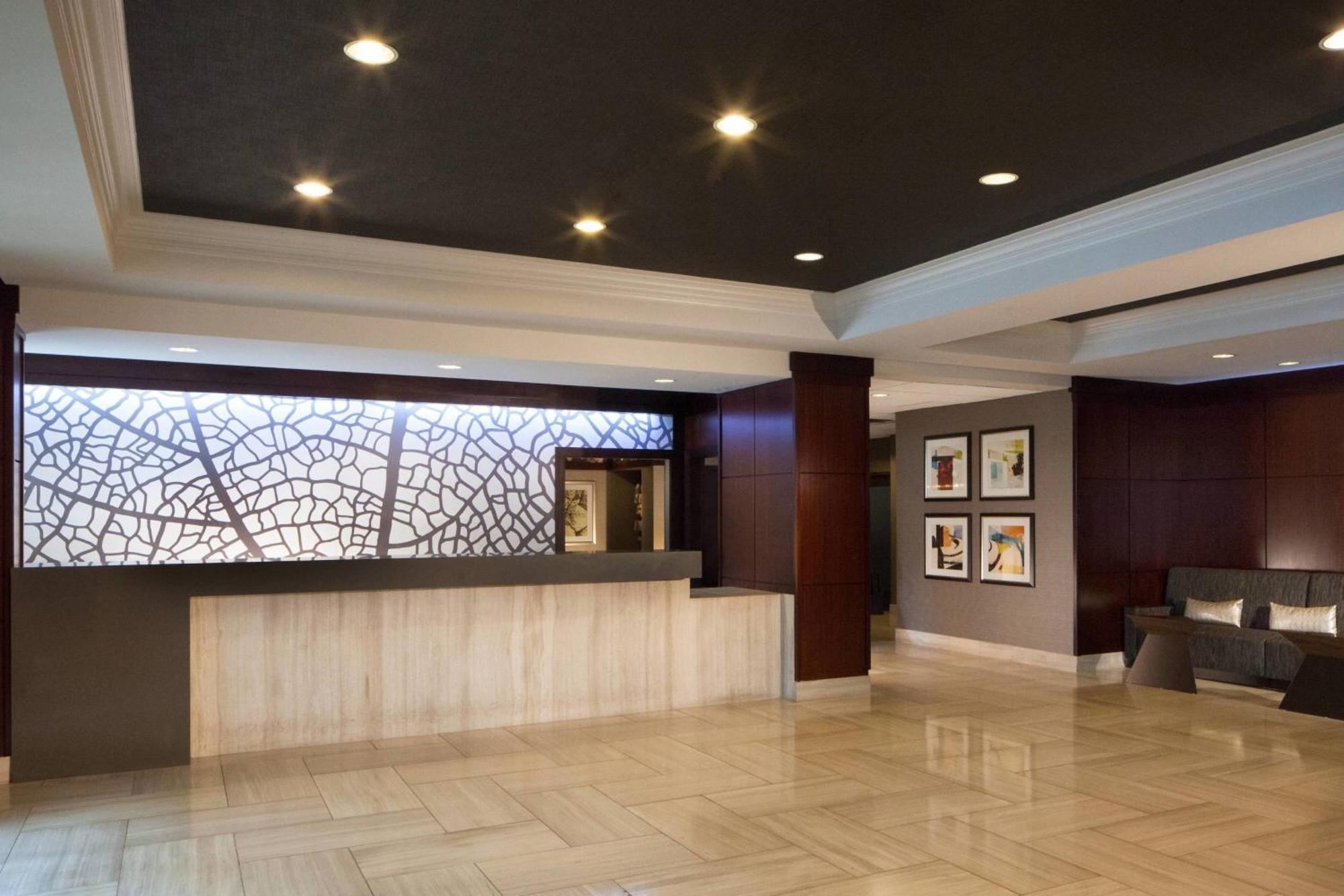 Dallas Marriott Suites Medical/Market Center Экстерьер фото