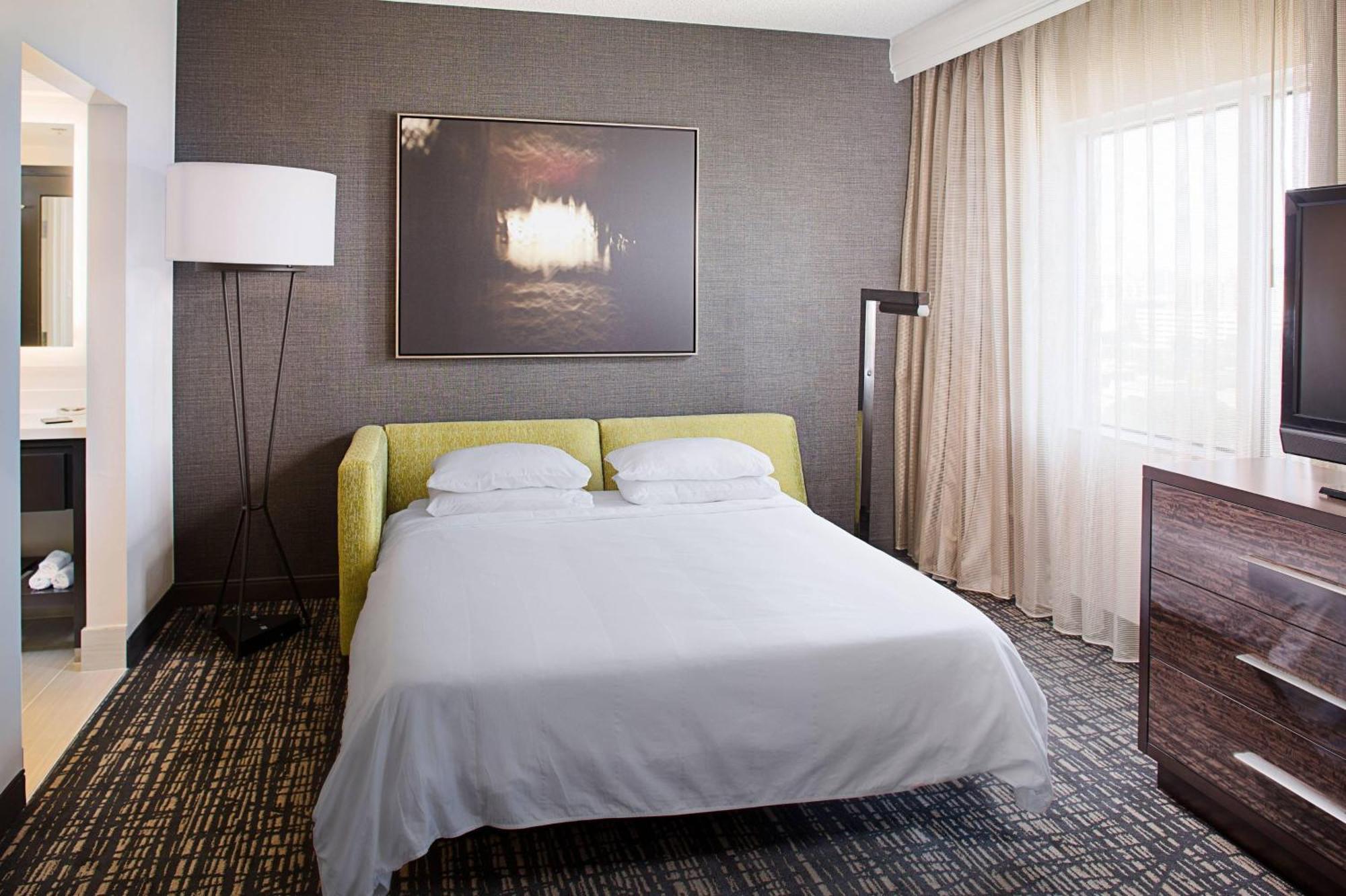 Dallas Marriott Suites Medical/Market Center Экстерьер фото